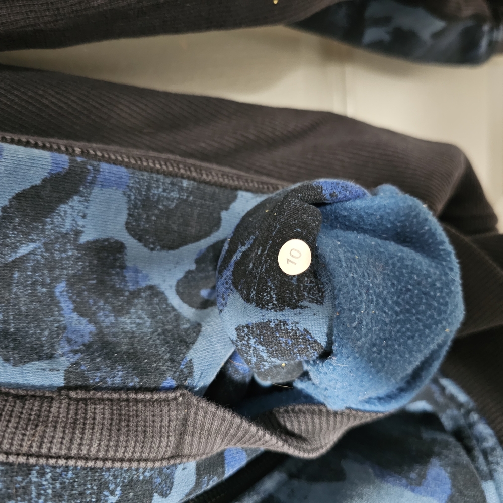Blue and Black Zip-Up Scuba Hoodie - Picture 4 of 4